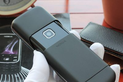 Điện thoại Nokia 8600 Luna – Ánh Trăng Huyền Thoại