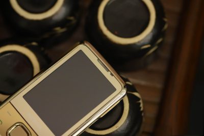 Điện Thoại Nokia 6700 Gold Like New Zin 98%