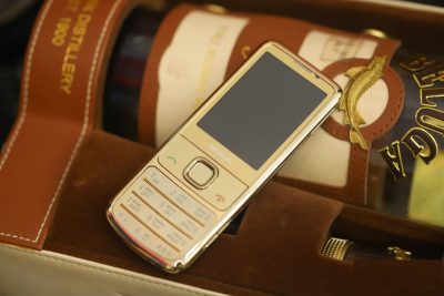 Điện Thoại Nokia 6700 Gold Like New Zin 95%