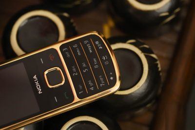 Điện Thoại Nokia 6700 Rose Gold Vàng Hồng
