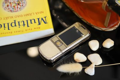 Điện Thoại Nokia 8800E Gold Arte Da Trắng Nguyên Bản 1G