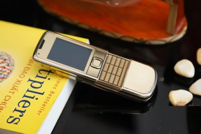 Điện Thoại Nokia 8800E Gold Arte Da Trắng Nguyên Bản 1G
