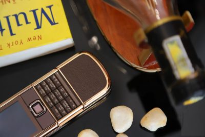 Điện Thoại Nokia 8800E Rose Gold (Da Nâu)