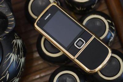  Điện thoại Nokia 8800 vàng hồng đen đính rồng 
