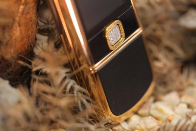 Điện thoại Nokia 8800E Rose Gold đính đá (da đen)