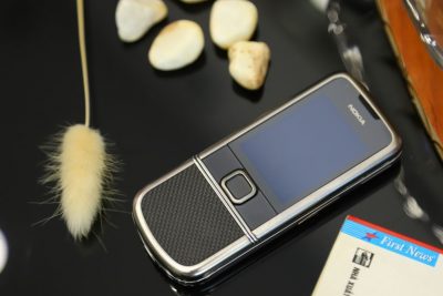 Điện Thoại Nokia 8800E Carbon Arte 4G Zin Hình Thức 95%