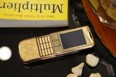 Điện thoại Nokia 8800E Rose Gold trống đồng đẳng cấp