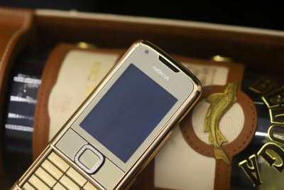 Điện thoại Nokia 8800E Rose Gold phiên bản Nga