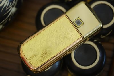 Điện thoại Nokia 8800E Rose Gold khảm rồng