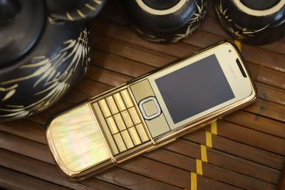 Điện thoại Nokia 8800E Rose Gold khảm trai đính đá