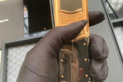 Điện Thoại Vertu Signature S Vàng Khối