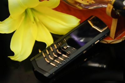 Siêu phẩm Vertu Signature S được các đại gia ưa chuộng như thế nào?