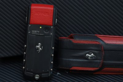 Điện thoại Vertu Ascent X Ceramic Ferari Red