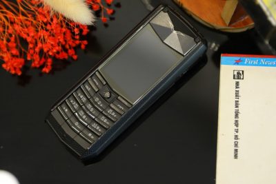 Điện thoại Vertu Ascent X Knurled Black (Màu Đen)