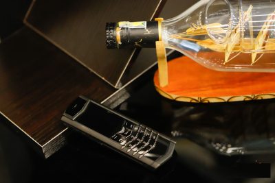 Điện thoại Vertu Signature S Black vỏ zin máy đẹp