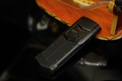 Điện thoại Vertu Signature S Black vỏ zin máy đẹp
