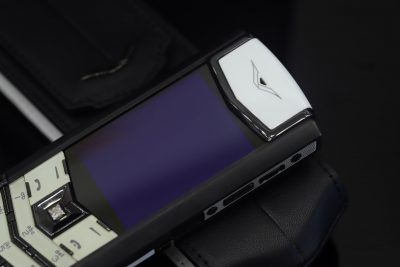 Điện thoại Vertu Signature S Black and White Panda