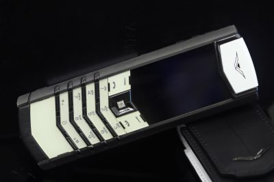 Điện thoại Vertu Signature S Black and White Panda