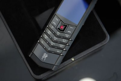 Điện thoại Vertu Signature S Dragon Black