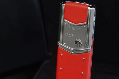 Điện thoại Vertu Signature S Silver da bê đỏ