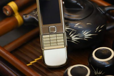 Nokia 8800E Gold Arte Da Trắng Nguyên Bản Fullbox 4Gb hình thức 99%