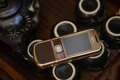 Điện thoại Nokia 8800E Rose Gold đính đá (da nâu)