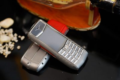 Điện thoại Vertu Ascent X Titan Red cao cấp
