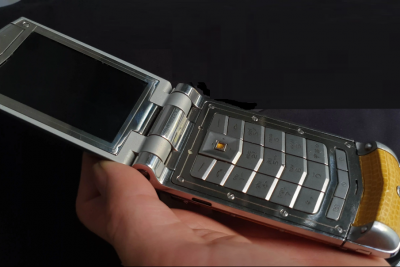 Màn Hình Trong Vertu Ayxta chính hãng