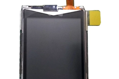 Màn hình Vertu Ascent Ti cao cấp