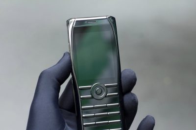 Điện thoại XOR Titanium X1 Ebony Cũ Likenew