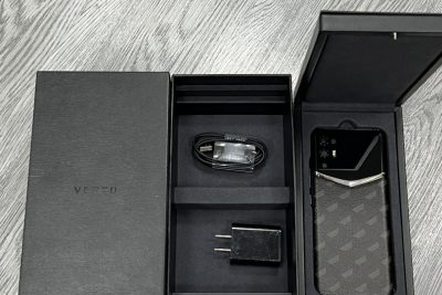 Điện Thoại IVertu 5G Monogram Canvas Leather Likenew 99%