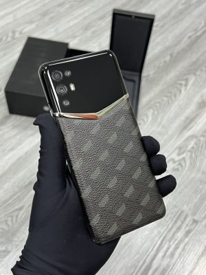Điện Thoại IVertu 5G Monogram Canvas Leather Likenew 99%