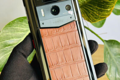 Điện thoại METAVERTU 2 Generation da cá sấu nâu 99% chính hãng