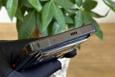 Điện thoại METAVERTU 2 Generation da cá sấu xanh 99% chính hãng