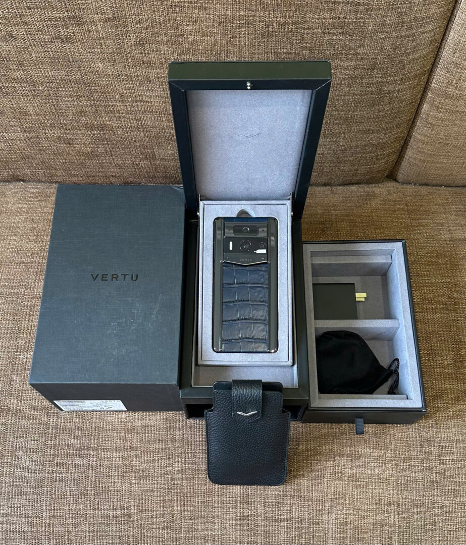 Điện Thoại Metavertu 2 Da Cá Sấu Xanh 99% Fullbox (7)