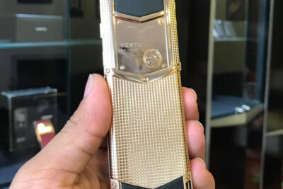 Điện thoại Vertu Claud De Pari S Gold (độ vỏ) chính hãng