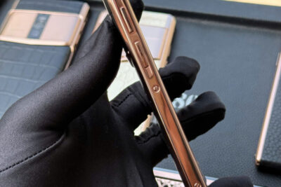 Vertu Aster P mạ vàng da cá sấu đen