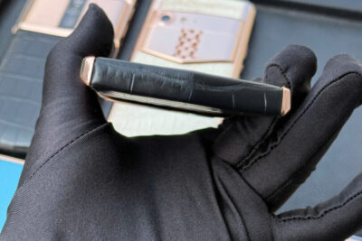 Vertu Aster P mạ vàng da cá sấu đen