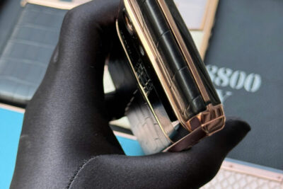 Vertu Aster P mạ vàng da cá sấu đen