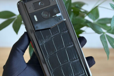 Điện thoại METAVERTU 2 Generation da cá sấu đen 99% chính hãng