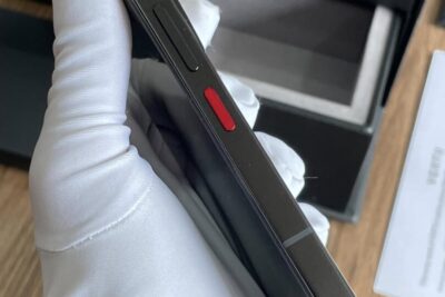 Điện thoại METAVERTU 2 Generation da bê đen 99% chính hãng