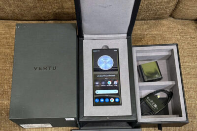 Điện thoại METAVERTU 1 Basic Carbon chính hãng đẹp 99%