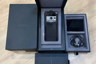 Điện thoại METAVERTU 2 Carbon chính hãng đẹp 99%