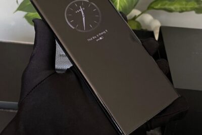 Vertu Meta 1 Clous Viền Đính Kim Bọc Da Cá Sấu