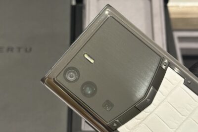 Điện Thoại Vertu Meta 1 Web 3.0 Lưng Bọc Da Cá Sấu Đẹp 99%