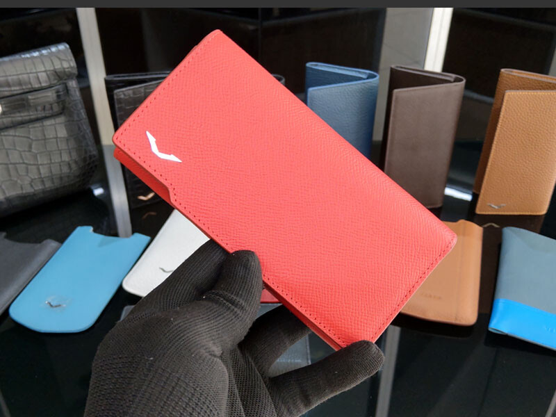 Bao da bê Vertu Aster P dạng ví gập