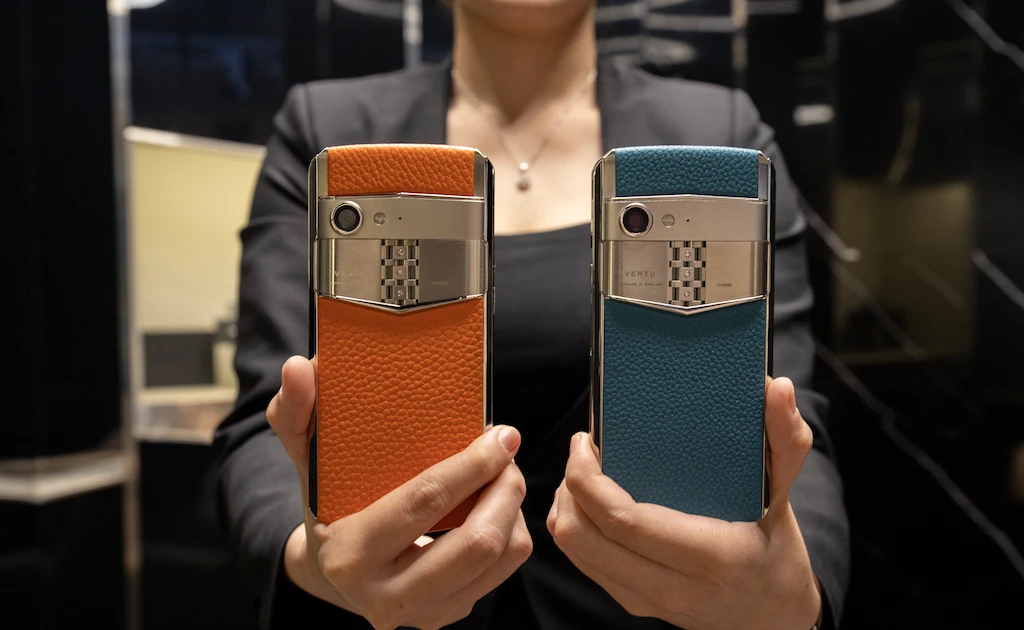 Aster P La Dong San Pham Vertu Ban Chay Nhat Tai Di Dong Viet 645.png