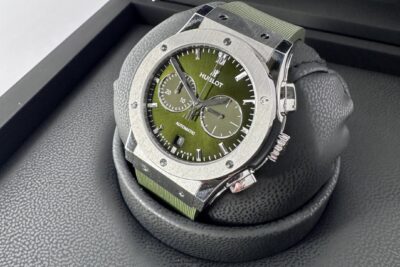 Đồng Hồ Hublot Classic Fusion Chronograph Titanium Green