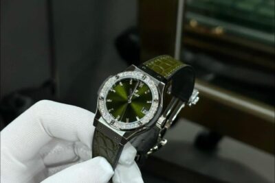 Đồng Hồ Hublot Classic Fusion Green Benzel Custom Diamonds 33mm