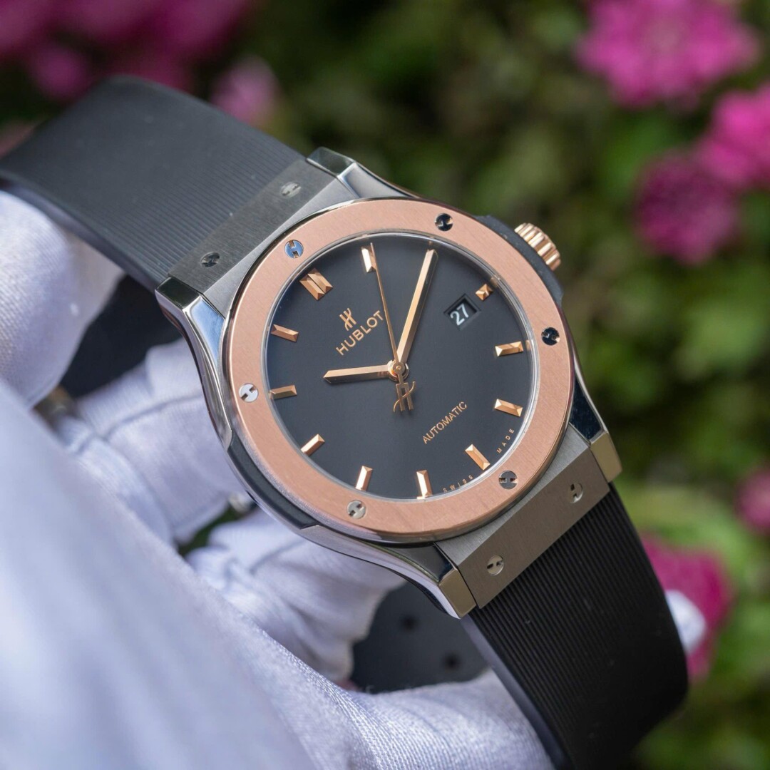 Đồng Hồ Hublot Classic Fusion King Gold 38mm 4